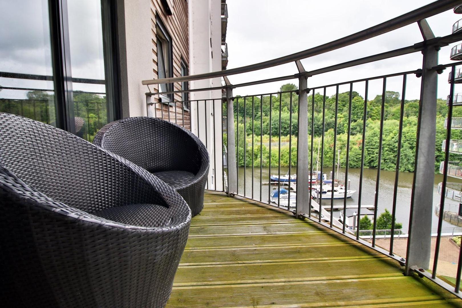 Ferienwohnung Perfect Getaway In Cardiff Marina Exterior foto